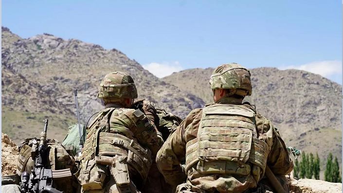 مجلة أمريكية: لا يوجد سوى مخرج واحد للخروج من أفغانستان

