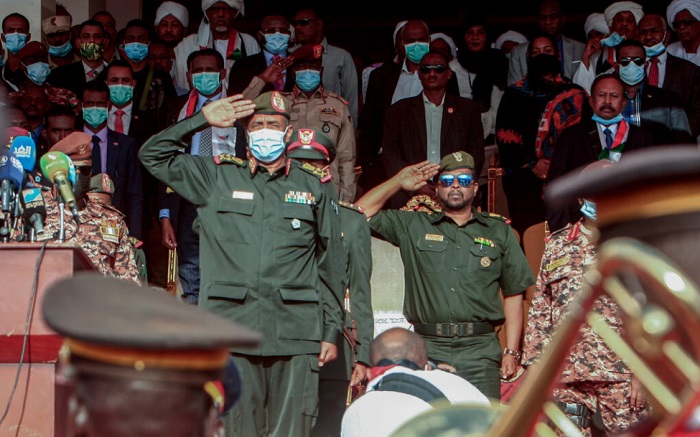 السودان يهدد بعدم