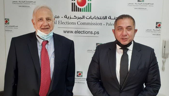 رئيس لجنة الانتخابات يستقبل السفير المصري

