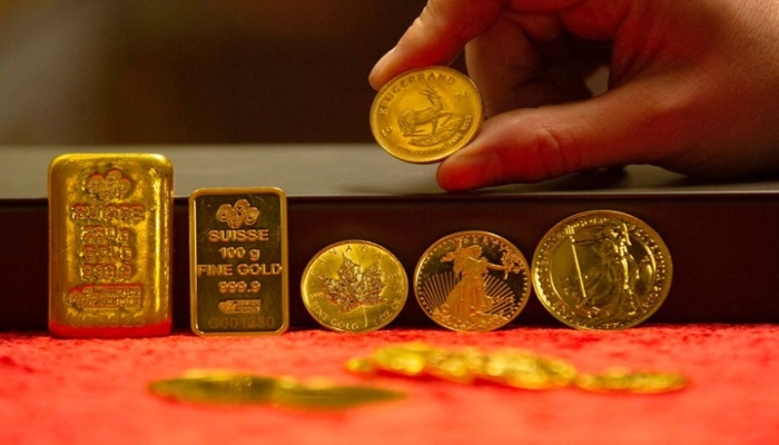 أسعار الذهب تعاود الارتفاع مجدداً مع انخفاض الدولار

