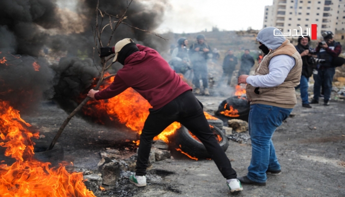استطلاع: ثلثا الشعب الفلسطيني يؤيدون اندلاع انتفاضة جديدة
