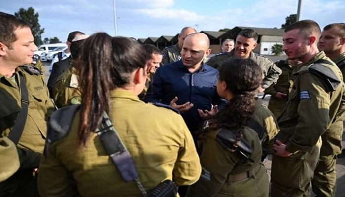 مسؤولون عسكريون إسرائيليون: بينيت يأخذنا لمواجهة في الضفة 

