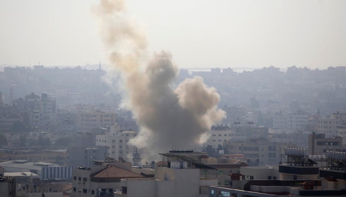 قصف إسرائيلي على قطاع غزة 

