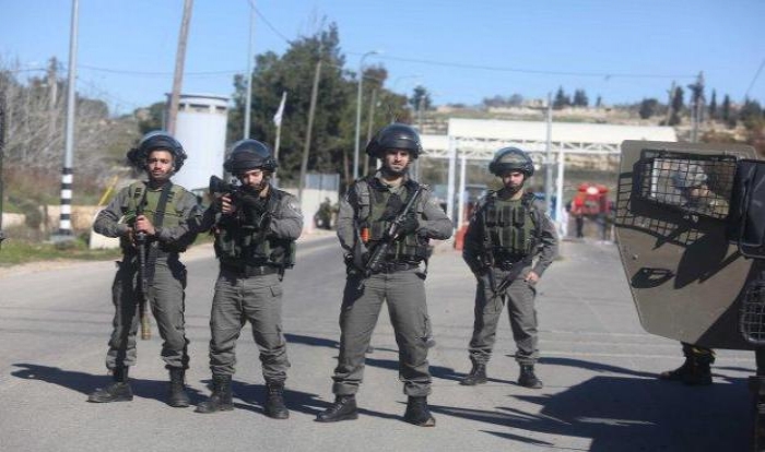 إصابة شابين برصاص جيش الاحتلال قرب حاجز بيت سيرا

