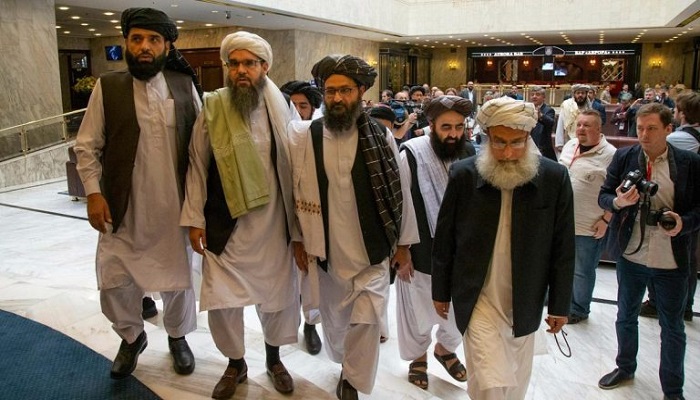 وفد كبير من طالبان يصل قطر لتوقيع اتفاق الانسحاب الأمريكي من أفغانستان
