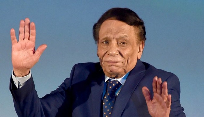 عادل إمام يتعرض لأزمة