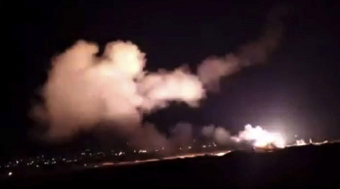الدفاعات الجوية السورية تتصدى لصواريخ إسرائيلية في سماء دمشق