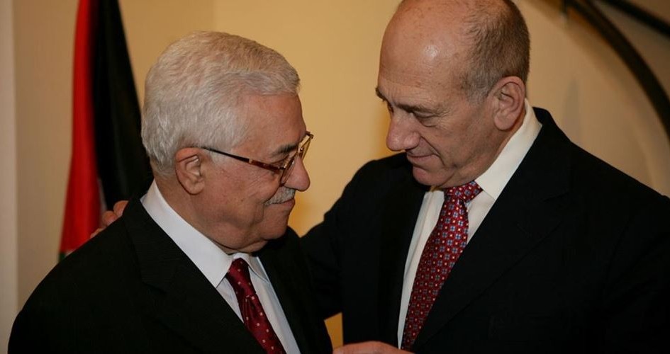 نتنياهو لغانتس : على أولمرت أن لا يلتقي بالرئيس عباس
