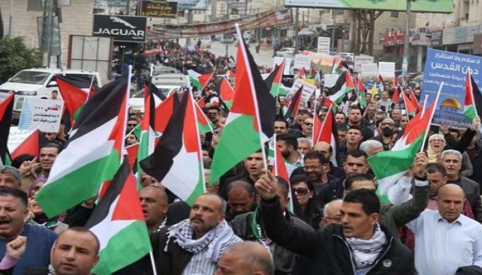 دعوات فلسطينية للنفير العام الثلاثاء القادم
