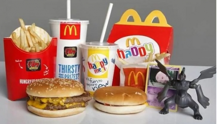 “ماكدونالدز” تتخلى عن البلاستيك في بريطانيا

