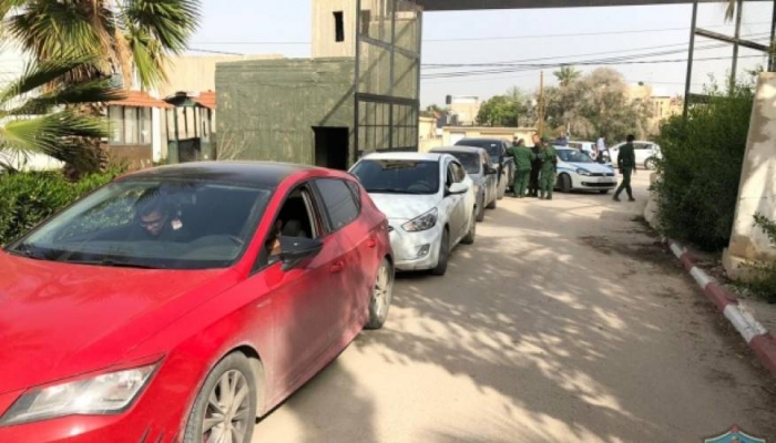 الشرطة والمؤسسة الأمنية تضبط ٢٢ مركبة مخالفة لحالة الطوارئ في أريحا

