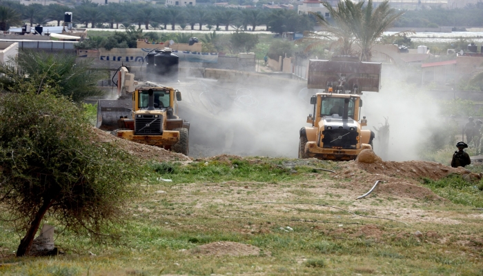 الاحتلال يهدم ثلاثة منازل في قرية الديوك غرب أريحا
