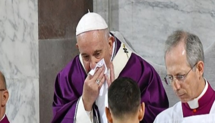 وسائل إعلام إيطالية: البابا فرنسيس خضع لفحص كورونا
