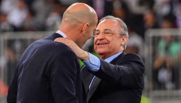 زيدان يساعد رئيس ريال مدريد في محنة كورونا
