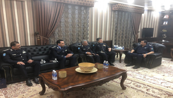 اللواء حازم عطا الله يبحث سبل التعاون مع مدير الأمن العام الأردني
