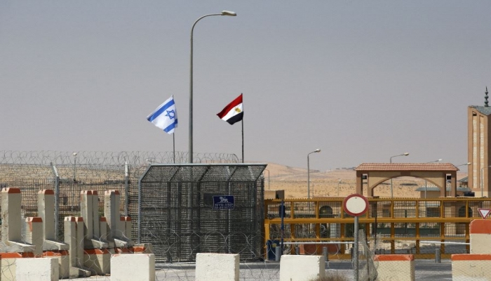 الاحتلال يقرر اغلاق الحدود البرية مع مصر 