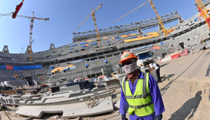 قطر: لا إصابات بفيروس كورونا في صفوف عمال مشاريع كأس العالم
