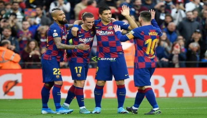 برشلونة يضحي بـ 13 لاعبا من أجل 4 صفقات
