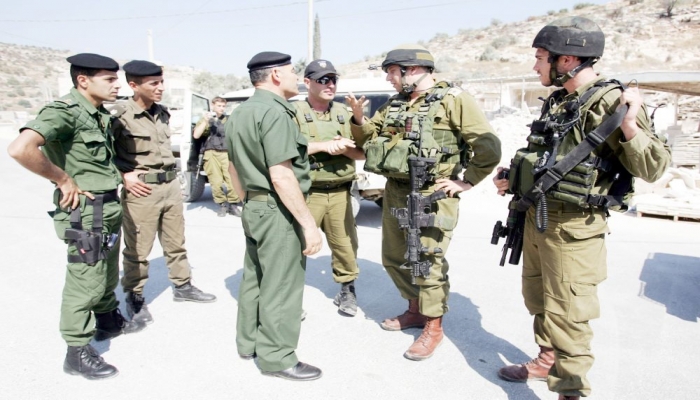 قناة إسرائيلية: الأمن الفلسطيني اعتقل 3 شبان أعدوا لعمليات ضد جيش الاحتلال
