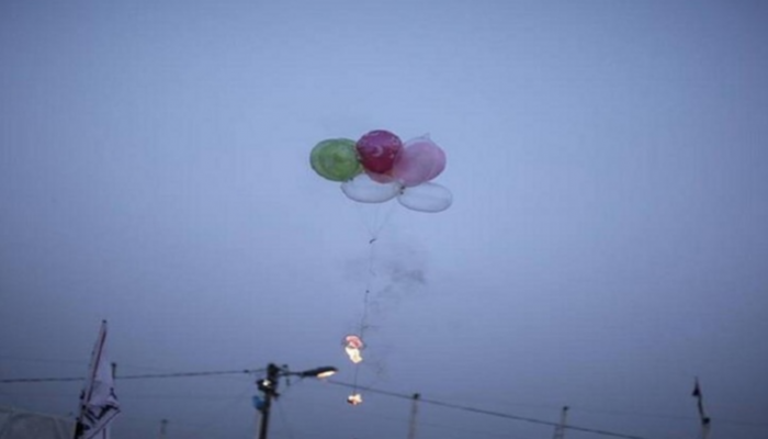 البالونات الحارقة تعود لمستوطنات غزة من جديد
