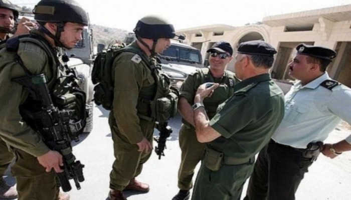 موقع واللا العبري: اجتماع بين ضباط جيش الاحتلال ومسؤولين فلسطينيين رغم وقف التنسيق الأمني
