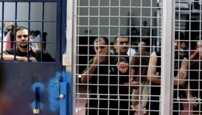 الأسرى: المشاركة في الملاحقة الصهيونية لذوي الشهداء والأسرى خيانة عظمى
