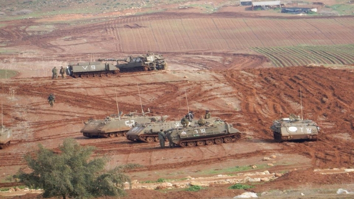 عشرات الآليات العسكرية الإسرائيلية تتمركز في الأغوار
