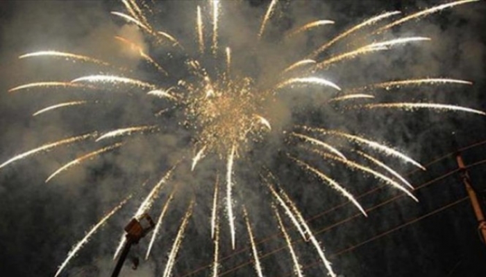 كم أنفق الفلسطينيون على الألعاب النارية احتفالا بنتائج التوجيهي؟