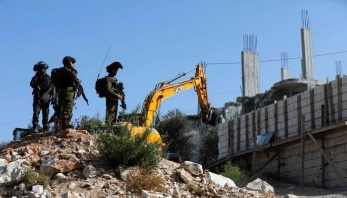 الاحتلال يهدم منزلا في جبل المكبر بالقدس
