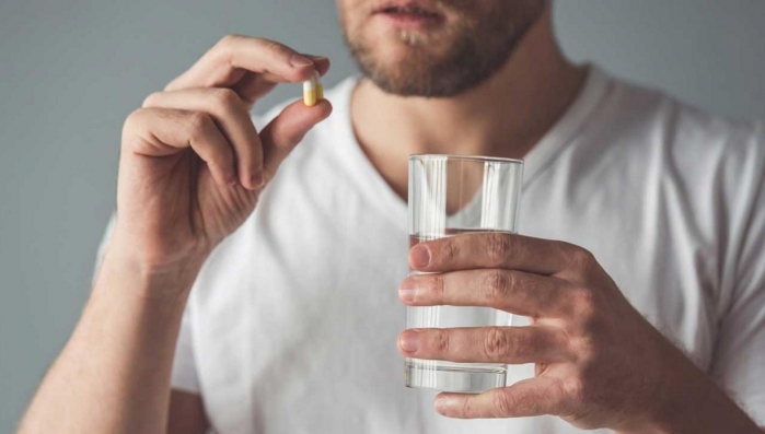أفضل المكملات الغذائية للرجال مع تقدمهم في العمر
