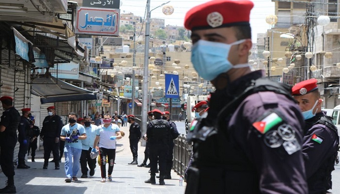 وضع معايير جديدة للتعامل مع الحالة الوبائية في الأردن
