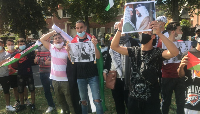 وقفة احتجاجية أمام السفارة الإماراتية في بروكسل رفضا للاتفاق التطبيعي
