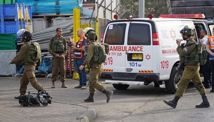 ضابط إسرائيلي التقى مسؤولين في السلطة يحذر من تدهور الأوضاع بالضفة 

