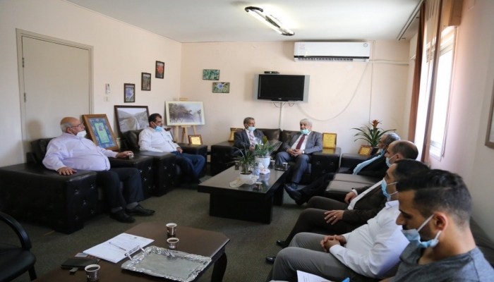 سلطة جودة البيئة ونقابة المهندسين يبحثان تصنيف المكاتب المعتمدة بيئيا

