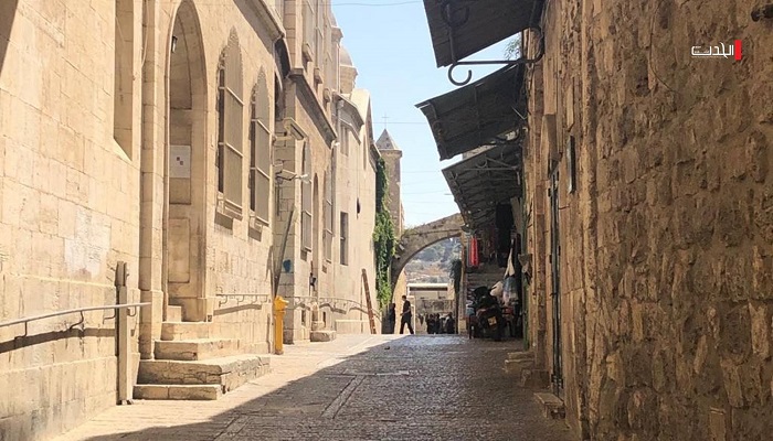 الطقس: أجواء حارة