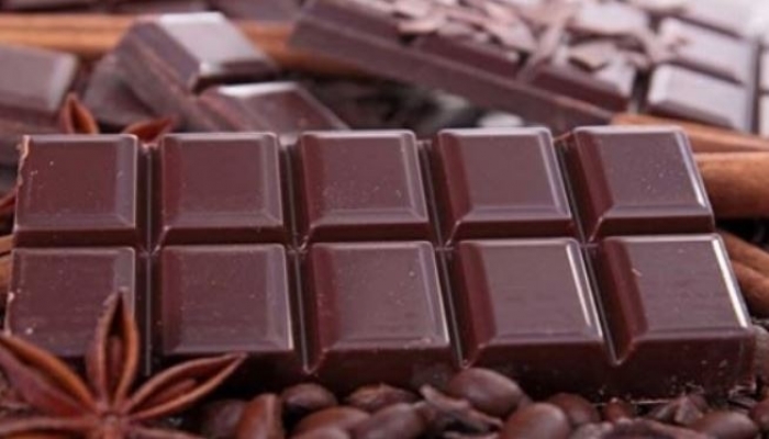 دراسة: تناول الشوكولاتة بكثرة قد يسبب الإصابة بهذا النوع من السرطان
