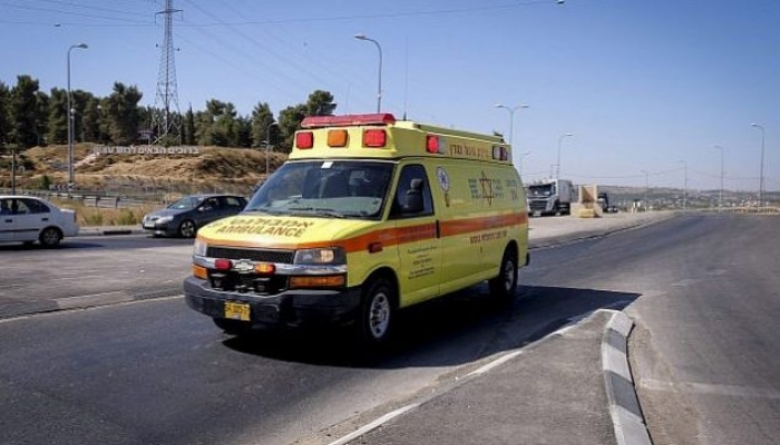 مقتل شاب فلسطيني إثر إصابته بجريمة طعن
