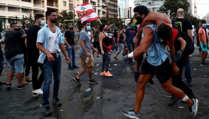 لبنان: قتيل و238 إصابة إثر اشتباكات عنيفة
