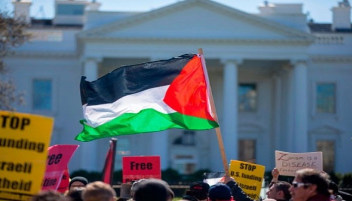 تظاهرة أمام البيت الأبيض ضد اتفاق التطبيع الإماراتي الإسرائيلي 
