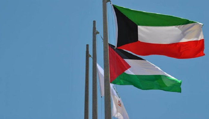 وزير خارجية الكويت يؤكد موقف بلاده الثابت في دعم خیارات الشعب الفلسطيني 
