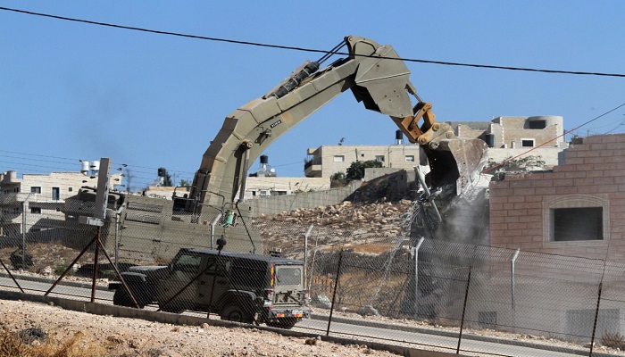 السلطات الإسرائيلية تهدم منزلا في اللد بأراضي الـ48
