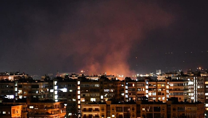 غارات إسرائيلية تستهدف حلب 
