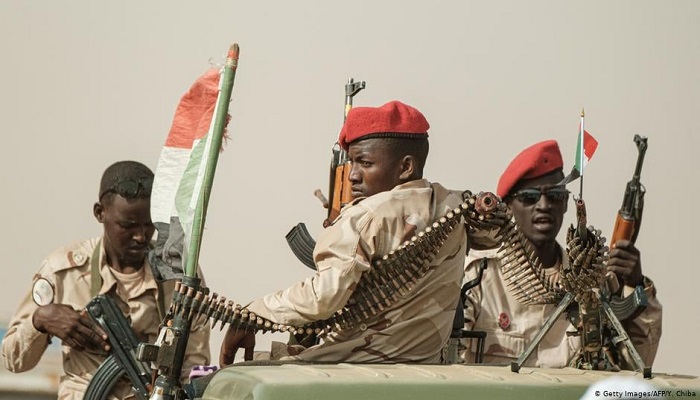 انفجار ضخم يهز معسكرا للجيش السوداني شمالي الخرطوم
