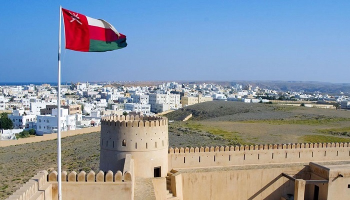 دبلوماسيون عرب: عُمان