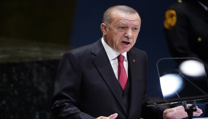 أردان يغادر جلسة الجمعية العامة للأمم المتحدة بسبب أردوغان 
