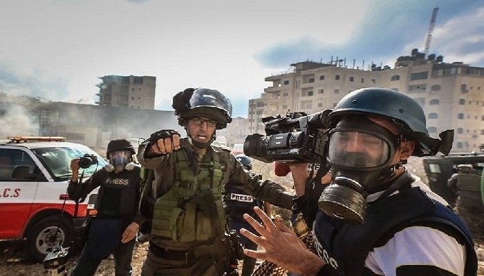 نقابة الصحفيين: 490 انتهاكا إسرائيليا بحق الصحفيين في العام 2020