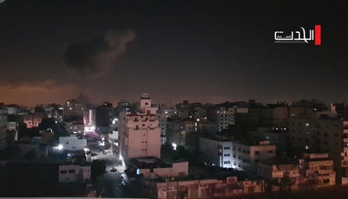 جيش الاحتلال يقصف عدة أهداف في قطاع غزة
