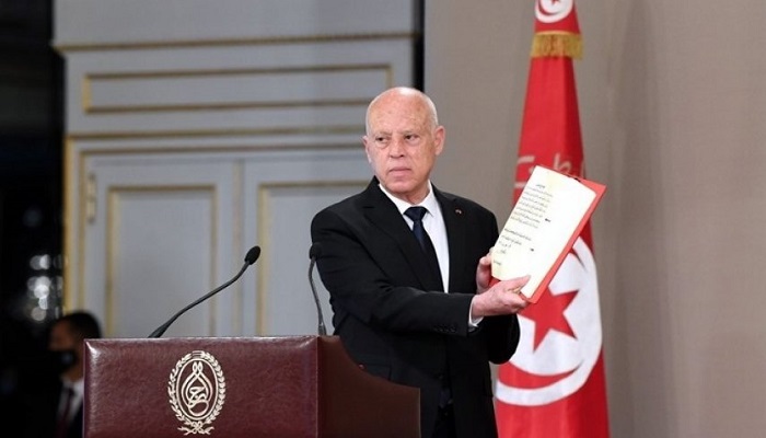 برلمان تونس يعلن أنه في حال انعقاد دائم ويحمل الرئيس مسؤولية إغلاقه
