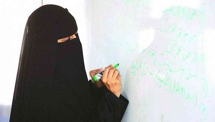 السعودية.. وفاة معلمة أمام طلابها يثير التفاعل علي تويتر ووالدها يروي التفاصيل
