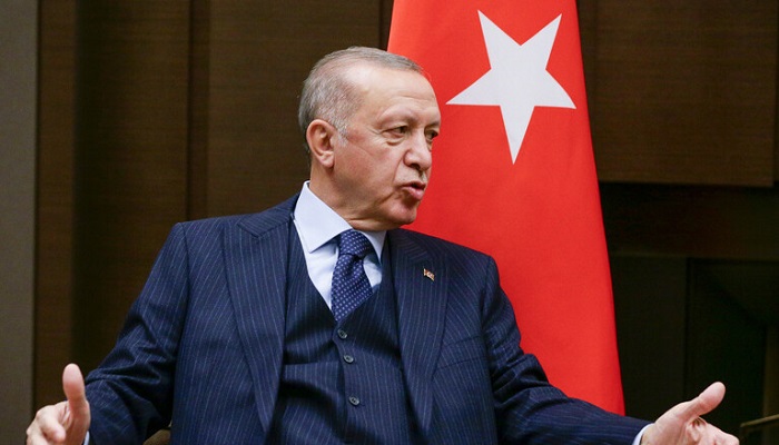 أردوغان يهدد باستخدام الأسلحة الثقيلة ضد الجيش السوري
